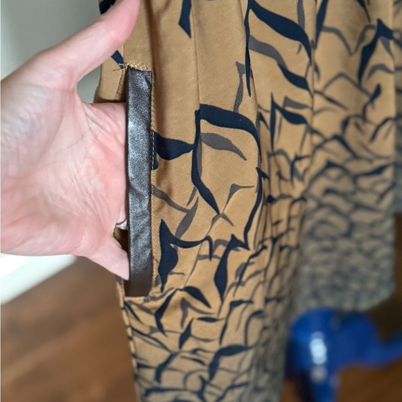 Double Zero Patterned Dress with Faux Leather accents, Size M - Picture 6 of 10